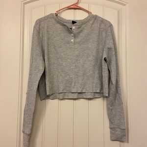 Grey Henley button up cropped long sleeve